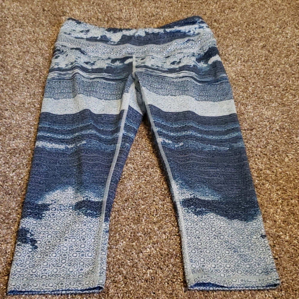Lucy capri  yoga pants